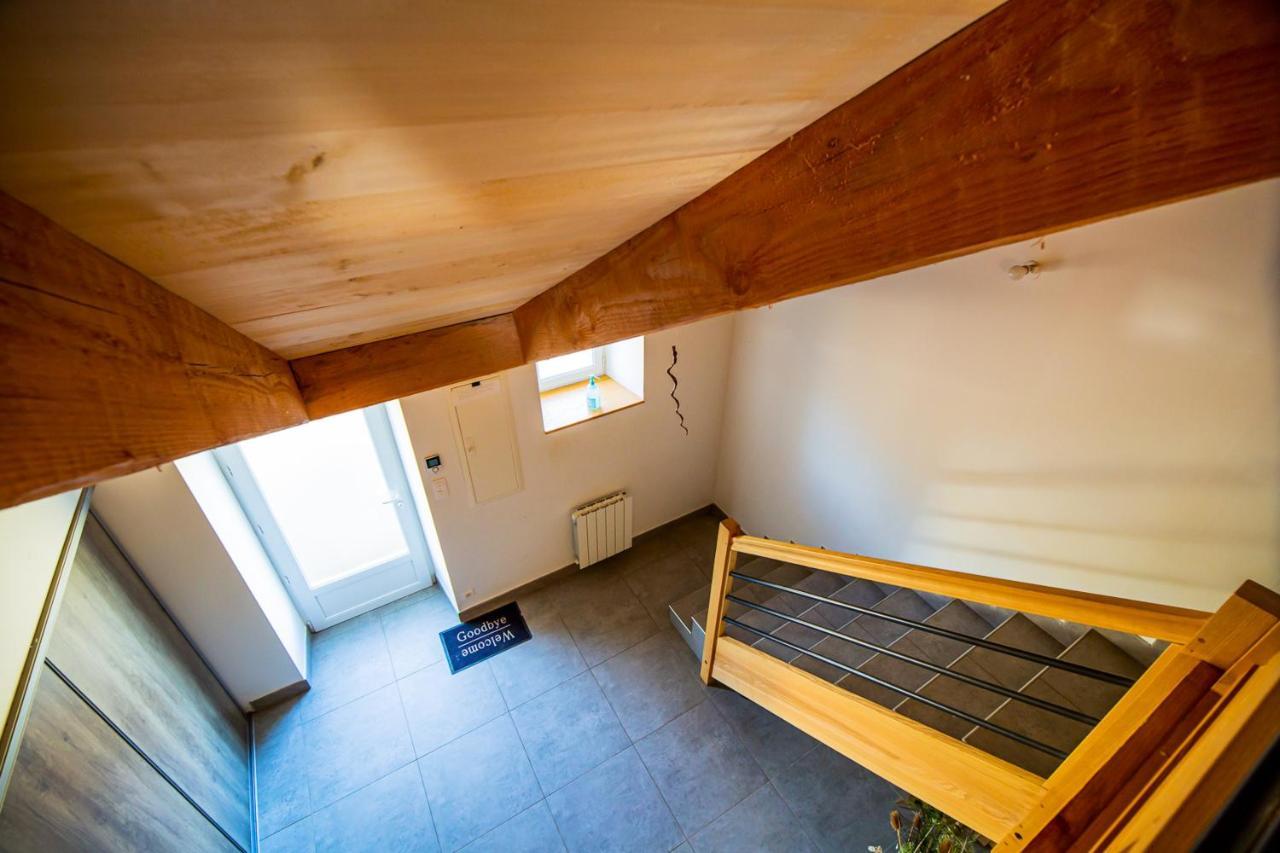 Appartement Charmant A Saint Come D'Olt Vue Montagne 80 M² Balconc Exterior photo